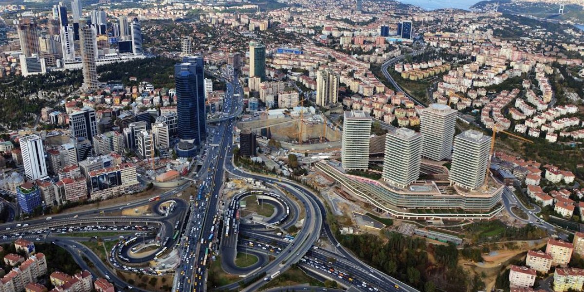 Zincirlikuyu'dan Beşiktaş'a Koşuyoruz